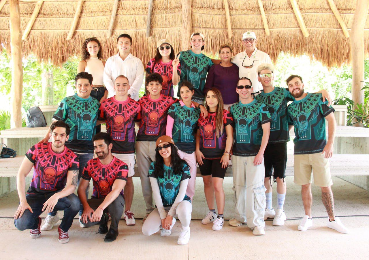 uploads/6/32/01 (109).Jpeg